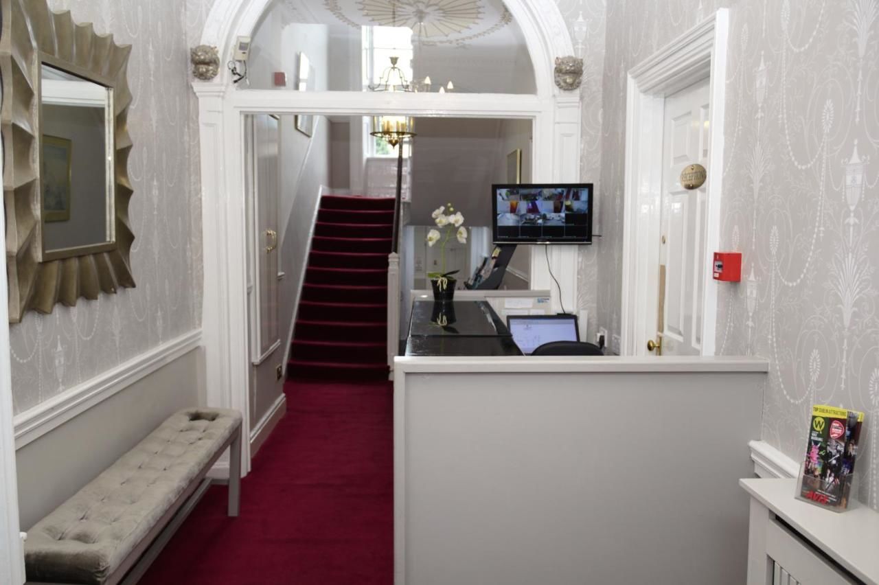 Гостевой дом Latchfords Townhouse Дублин-19