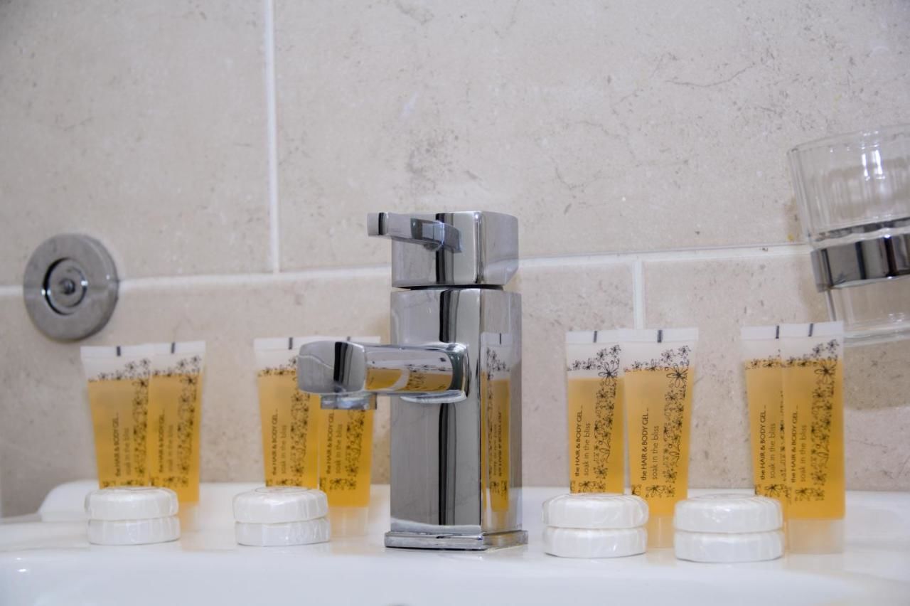 Гостевой дом Latchfords Townhouse Дублин-36