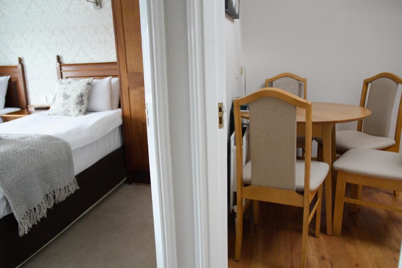 Гостевой дом Latchfords Townhouse Дублин-38