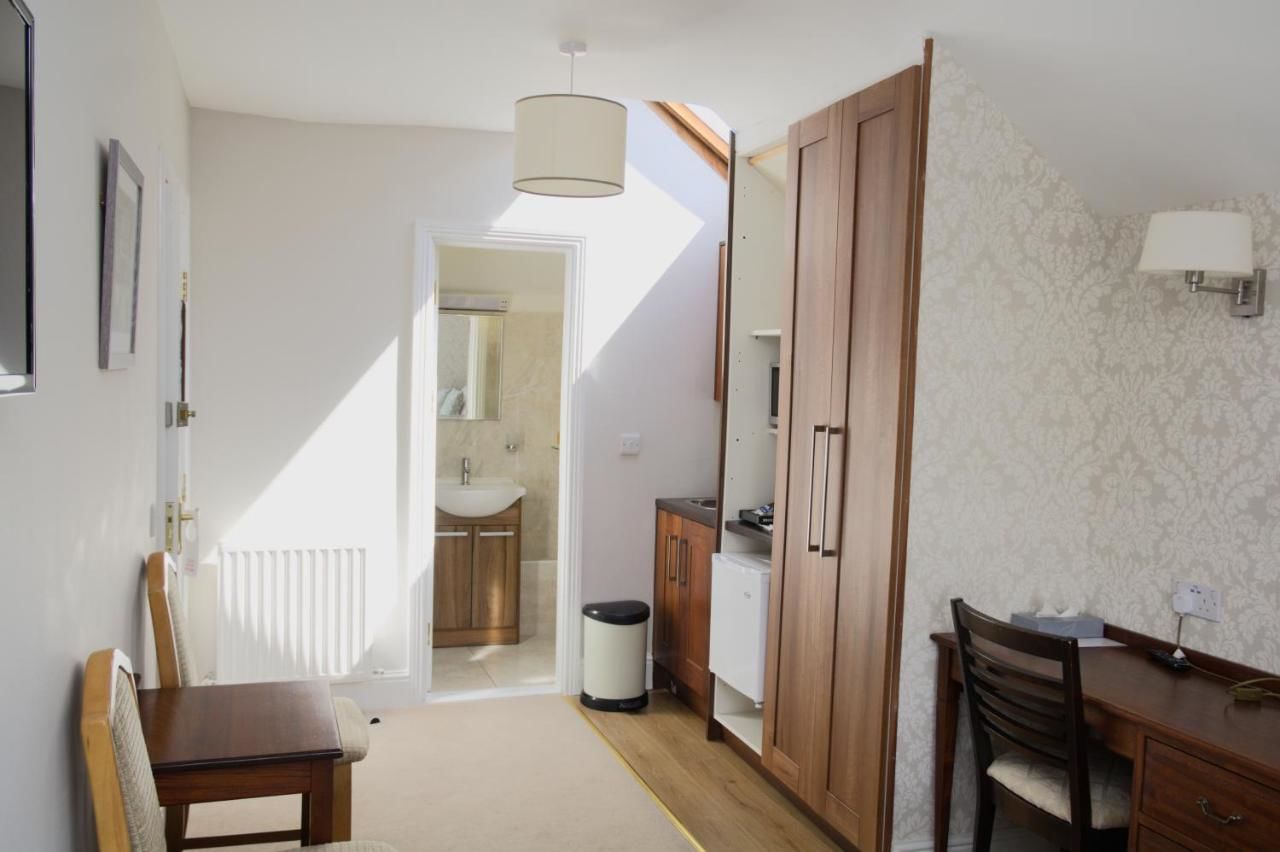 Гостевой дом Latchfords Townhouse Дублин-42