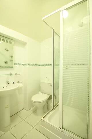 Гостевой дом Latchfords Townhouse Дублин Двухместные апартаменты с 2 отдельными кроватями-5