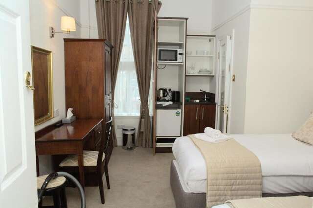 Гостевой дом Latchfords Townhouse Дублин-23