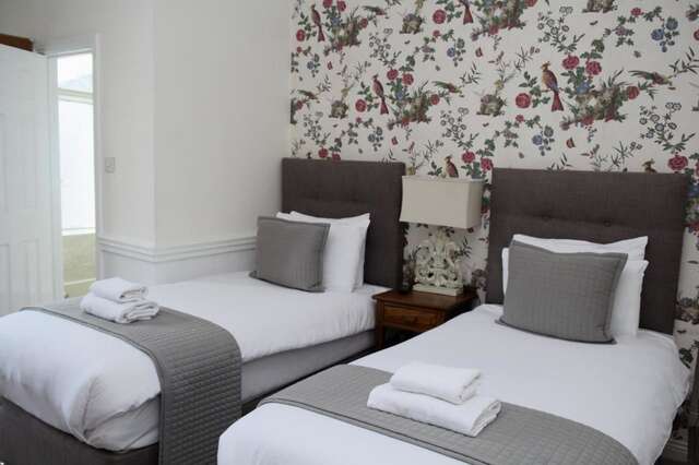 Гостевой дом Latchfords Townhouse Дублин-30