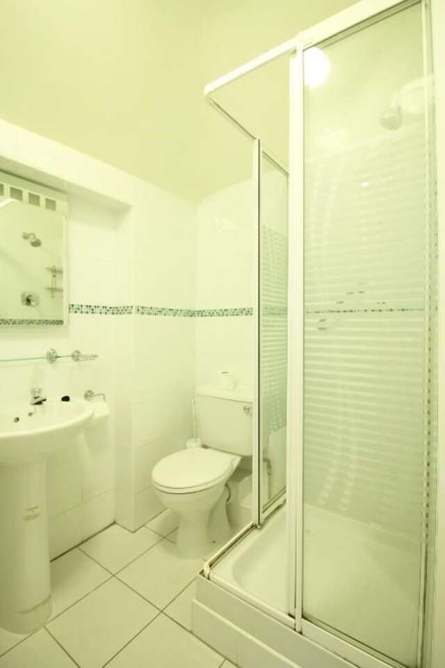 Гостевой дом Latchfords Townhouse Дублин-65